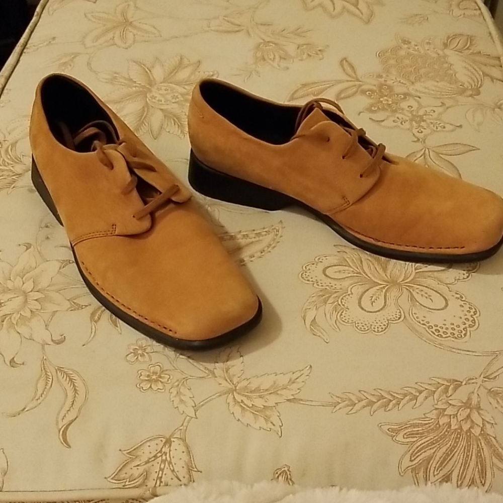 Rockport tan Leather Oxfords sz 7.5
